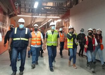 Ministro Ramón Velásquez inspecciona túnel entre Zona Rental y Bello Monte