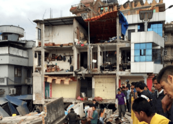 Reportan sismo de intensidad 6.0 al sureste de Katmandú