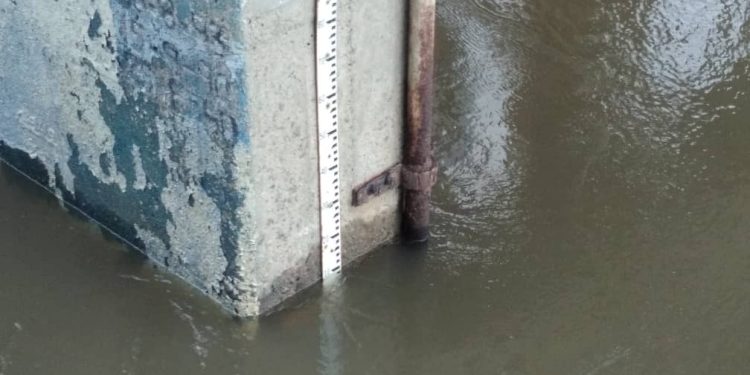 Continúa crecida del río Orinoco frente a Ciudad Bolívar 1 Continúa crecida del río Orinoco frente a Ciudad Bolívar