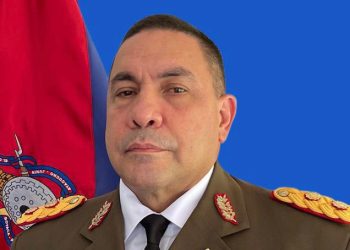 General de División Julio Ramón Barrios Torres.