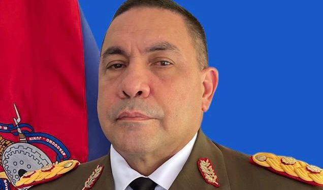 G/D Barrios Torres ratificado como 2do. Comandante y Jefe de Estado Mayor del Ejército Bolivariano 1 General de División Julio Ramón Barrios Torres.