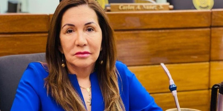 Encuentran el cadáver de legisladora paraguaya en un lago 1 Forenses aseguran que la legisladora falleció por asfixia