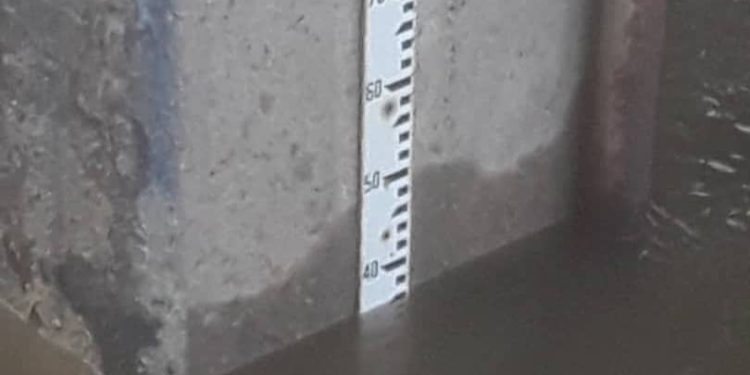 Continúa subiendo aguas del Orinoco frente a Ciudad Bolívar 1 Continúa subiendo aguas del Orinoco frente a Ciudad Bolívar