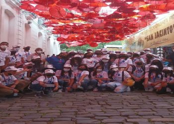 Ruta turística de Caracas recibió a jóvenes merideños
