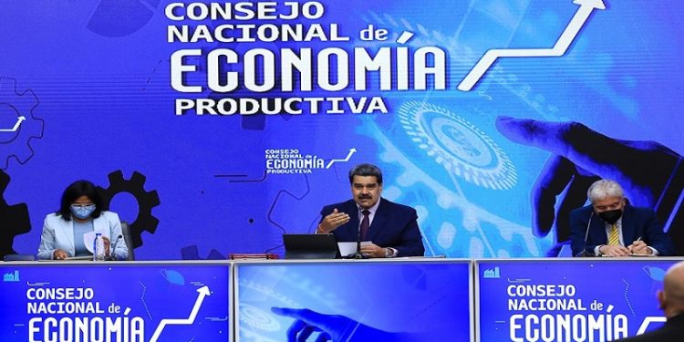 Presidente Maduro: Consejo Nacional de Economía enrumba a Venezuela en nuevo ciclo virtuoso y productivo 1 El Presidente Maduro encabezó el Consejo Nacional de Economía.
