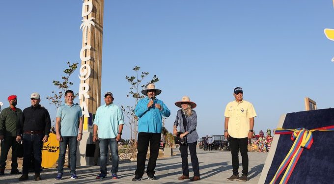 Presidente Maduro inaugura Parque de Los Vientos en el marco del AdícoraFest 2022 en Falcón 1 FbCreuuWQAEqmYi