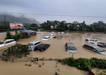 Inundación en la India deja un saldo de 50 fallecidos