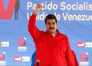 Maduro llama a elegir más de 45 mil jefes de comunidades del PSUV
