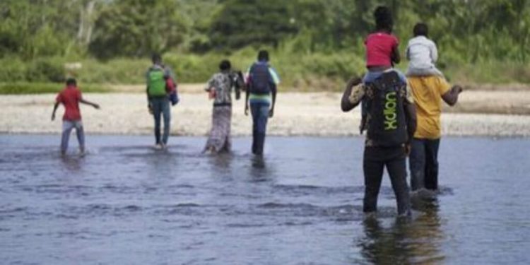 Migrantes venezolanos pierden la vida al cruzar un río en Panamá 1 Migrantes venezolanos pierden la vida al cruzar un río en Panamá