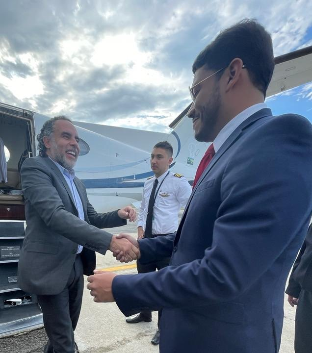 Embajador Benedetti llegó a Caracas para restablecer relaciones colombo-venezolanas