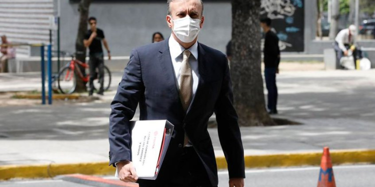 Tareck El Aissami denuncia fraude por más USD 4.850 millones en PDVSA  1 image 244