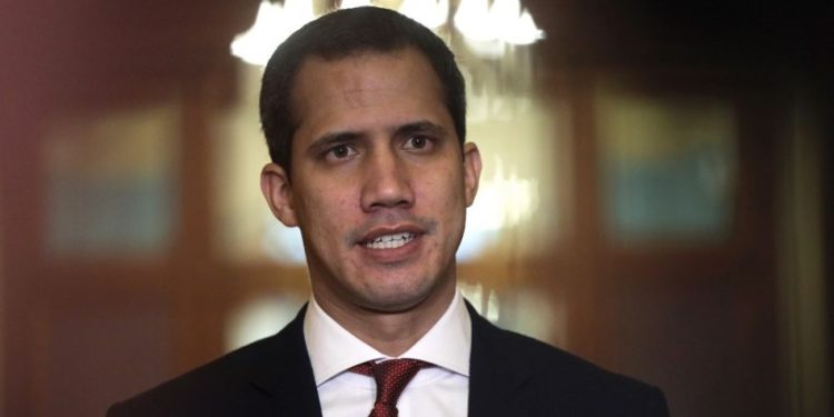 Guaidó criticó a Benedetti por no hablar de situación en Venezuela 1 Guaidó criticó a Benedetti por no hablar de situación en Venezuela