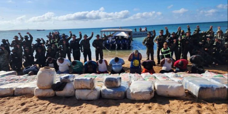 Funcionarios de Falcón incautan más de 5 mil panelas de droga