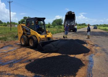 Alcalde José Maldonado inicia plan de bacheo en Sotillo