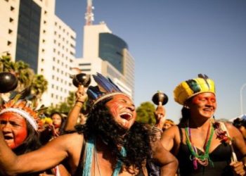 Indígenas protestan contra desforestación de la Amazonía en Brasil