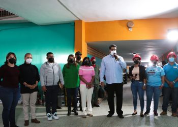 Maduro exige a gobernadores y alcaldes del país resolver problemas comunitarios