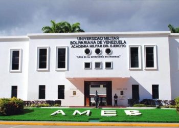 La academia militar del Ejército venezolano fue fundada el El 3 de septiembre de 1810.