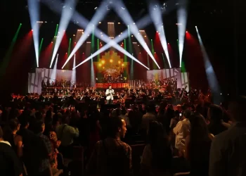 el cantante venezolano oscar dleon su actuacion el 16 septiembre 2022 la sala rios reyna del teatro teresa carreno caracas