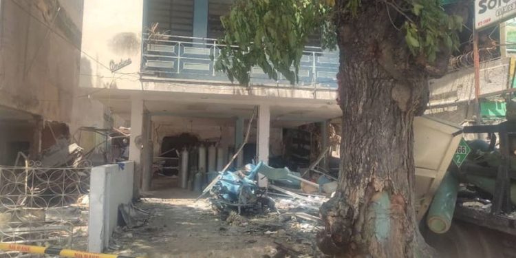 ffca72e5c6994cfa9d7f4b15f368465d