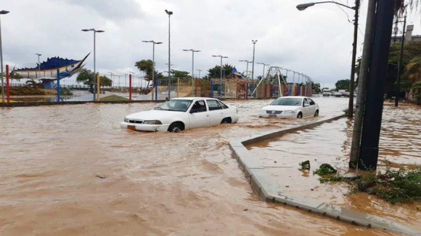Siete viviendas afectadas por lluvias en La Guaira