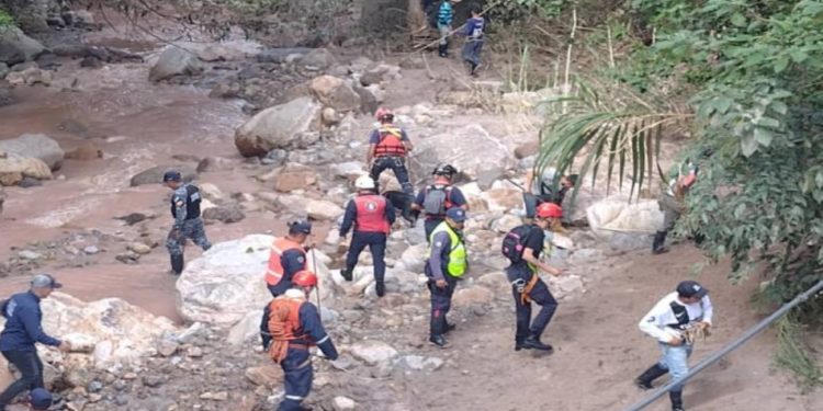 Lluvias en Táchira dejan siete fallecidos y dos desaparecidos 1 tachira lluvia 111752