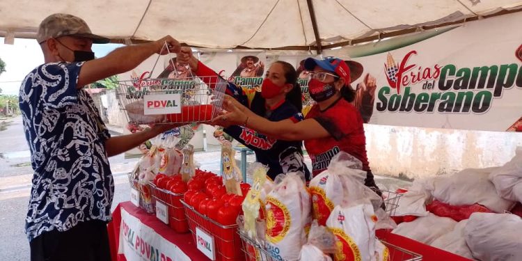 Misión Alimentación a través de los CLAP atiende 928 familias con distribución de proteínas en Maturín