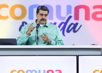 Maduro aseguró que el socialismo se expresa en los consejos comunales