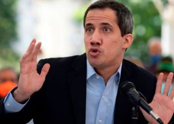 Guaidó exhorta a Petro sumarse a la exigencia de elecciones en Venezuela