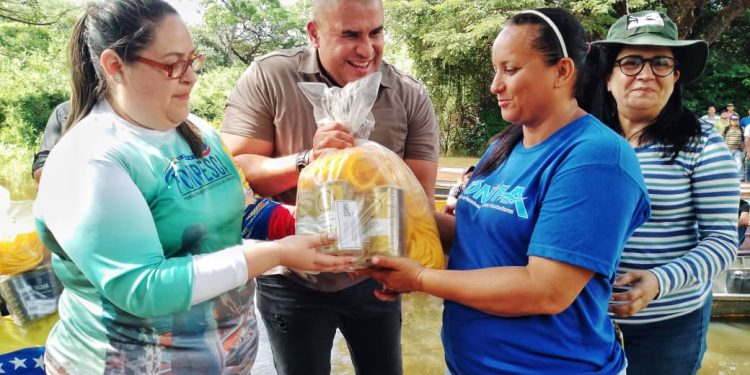 Gobierno Bolivariano entregó 152 microfinanciamientos a pescadores de Cojedes 1 Gobierno Bolivariano entregó 152 microfinanciamientos a pescadores de Cojedes