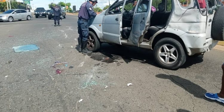 Conductor perdió el control tras colisión vehícular en el estado Bolívar 1 Conductor perdió el control tras colisión vehícular en el estado Bolívar