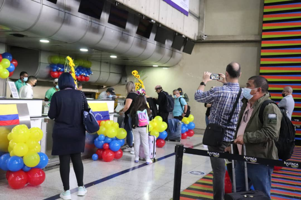 Turpial Airlines realizó vuelo de apertura entre Caracas-Bogotá