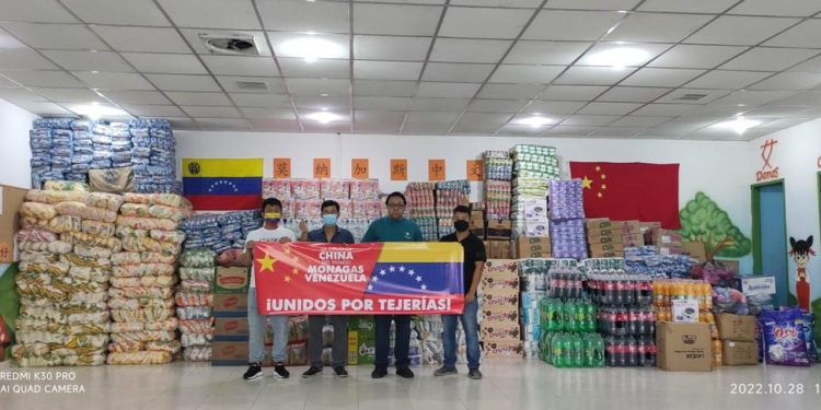 Comunidad China de Monagas envió 8 toneladas de alimentos a familias de Las Tejerías 1 lou 1