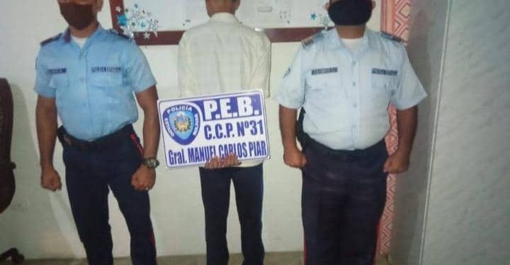 Detenido por presuntamente abusar de su hijastra de 4 años 1 Detenido por presuntamente abusar de su hijastra de 4 años