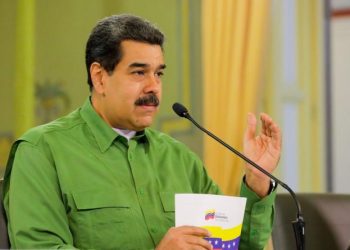 Maduro orienta defensa de la tasa oficial de cambio