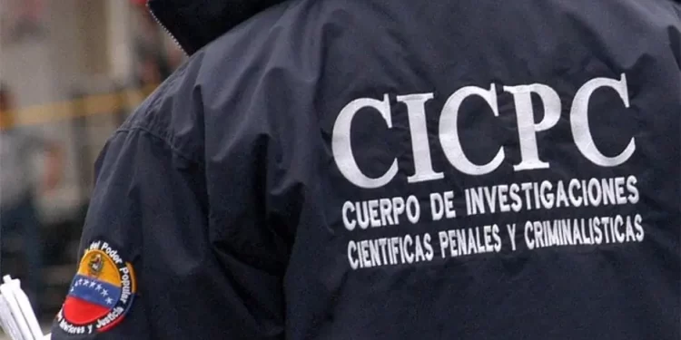 Mujer asesinó a su esposo con un pico de botella