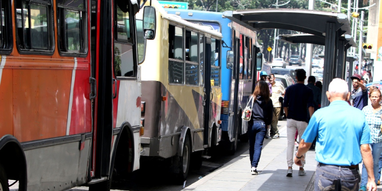Pasaje urbano en Caracas empezará a costar 6 bolívares a partir del 1ro de enero 1 image 17