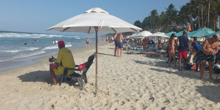 La Guaira con más de 60 playas aptas para temporadistas este fin de año 1 image 20