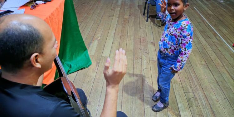 Desde el viernes 24 de febrero se realiza la captación de talentos musicales imnfantiles por parroquias del municipio Maturín. (Foto: Cortesía)