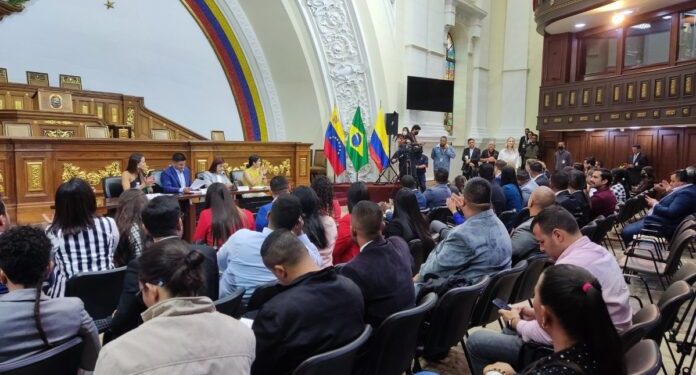 <strong>Instalan I Encuentro de Jóvenes Parlamentarios por la paz en la AN</strong> 1 ncuentro de Jóvenes Parlamentarios y Parlamentarias por la Paz y la Integración de nuestra América, (Foto: Asamblea Nacional)