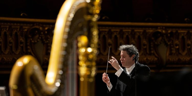 Gustavo Dudamel dirigirá la Filarmónica de Nueva York en el 2026 1 musico venezolano Gustavo Dudamel