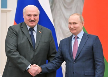 Los presidentes de Rusia, Vladímir Putin, y Belarús, Alexander Lukashenko,