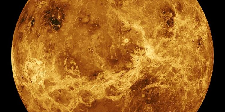 Descubren que la superficie "blanda" de Venus tiene signos de actividad geotérmica. ¿Podría transformarse en una Tierra? 1 La Nasa descubre que la superficie blanda de Venus sería igual que la Tierra