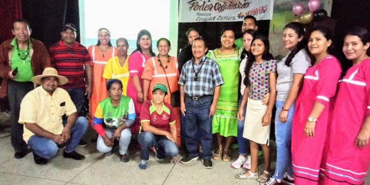 Realizan primer encuentro de capacitación de formadores del idioma kariña en Punta de Mata 1 Realizan encuentro para la formación de Sabios y Sabías que impartan conocimientos del lenguaje kariña en comunidades del municipio Ezequiel Zamora. (Foto: Enrique Pérez)