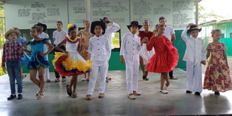 <strong>Realizado encuentro circuital "El Joropo es Nuestro"</strong> 1 WhatsApp Image 2023 02 28 at 1.29.00 PM