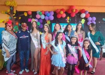 U.E.P  “Madre Teresa de Calcuta” ya tiene sus reinas de los Carnavales pedagógicos 2023. (Foto: Cortesía)