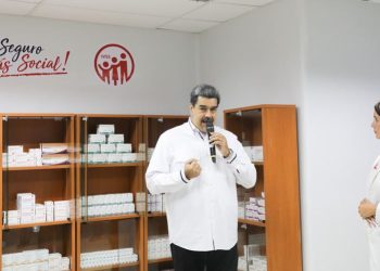 Sobre el caso de Las Tejerías, localidad afectada por las lluvias durante el año pasado, detalló que un total de siete consultorios ya fueron rehabilitados