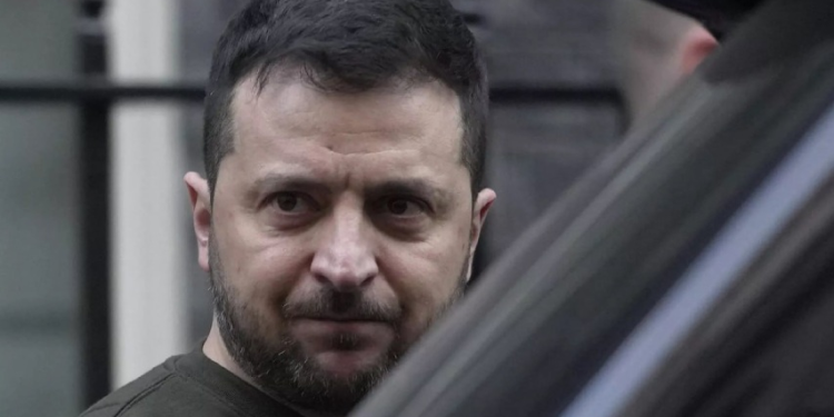 Zelenski: «Un año de dolor, tristeza y unidad» 1 image 27