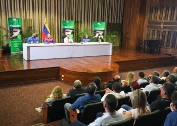 MPPEE y Gobierno Territorial Insular diseñan plan para fortalecer suministro eléctrico en Los Roques 1 plan estratégico para fortalecer y garantizar el suministro eléctrico fue diseñado en el Archipiélago Los Roques,