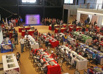 Más de 300 atletas de 22 delegaciones de las categorías sub-8, sub-10, sub-12 y sub-14 absoluto y femenino se disputan el Campeonato Nacional de Ajedrez en Monagas. (Foto: Eliseo Pereira)