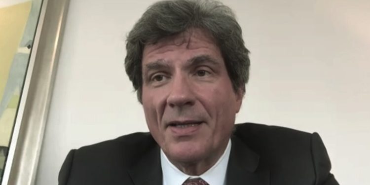 <strong>Gobierno de EEUU no flexibilizará las sanciones contra Venezuela</strong> 1 Subsecretario de Crecimiento Económico, Energía y Medio Ambiente de Estados Unidos, José Fernández